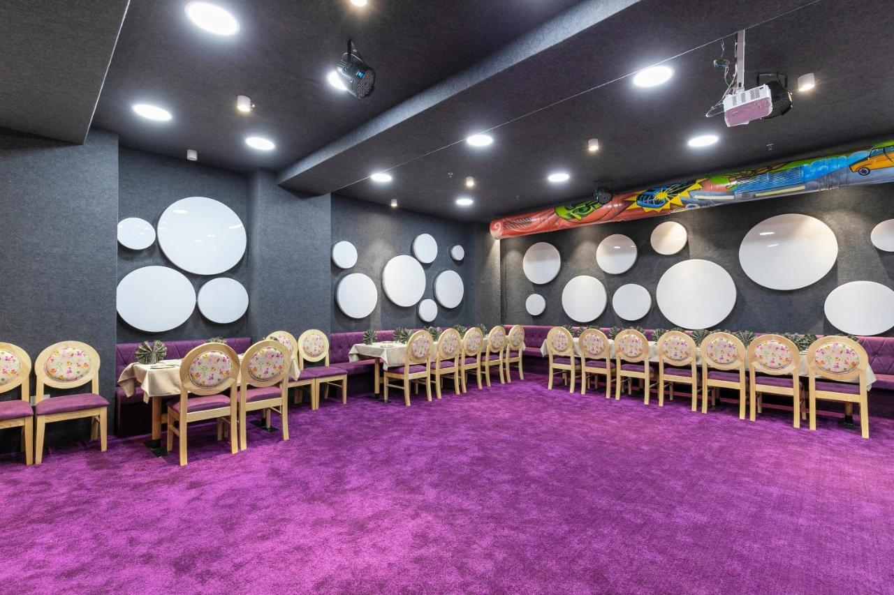Hotel Silvera Grand アーメダバード エクステリア 写真